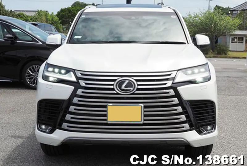Lexus LX 600 in White for Sale Image 4
