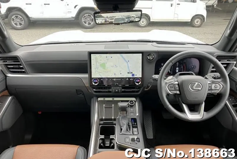 Lexus GX 550 in Pearl for Sale Image 3