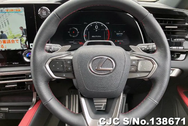 Lexus RX 350 in Pearl for Sale Image 8