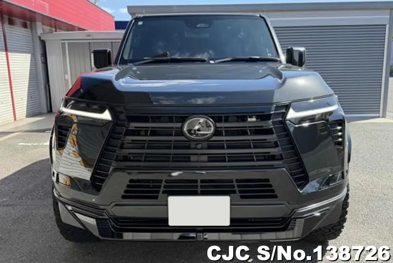 Lexus GX 550 in Black for Sale Image 2