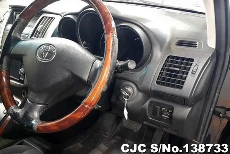 Toyota Harrier in Black for Sale Image 7