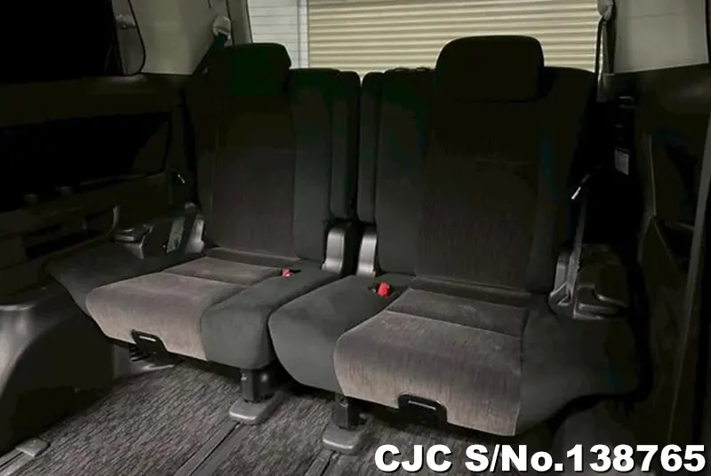 Toyota Alphard in Black for Sale Image 14