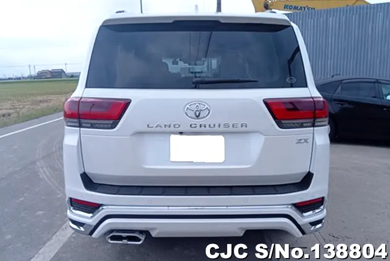 Toyota Land Cruiser in Pearl for Sale Image 5