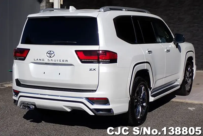 Toyota Land Cruiser in Pearl for Sale Image 2