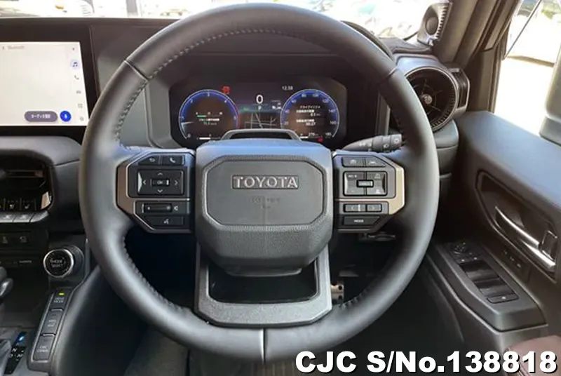 Toyota Land Cruiser 250 in Pearl for Sale Image 5