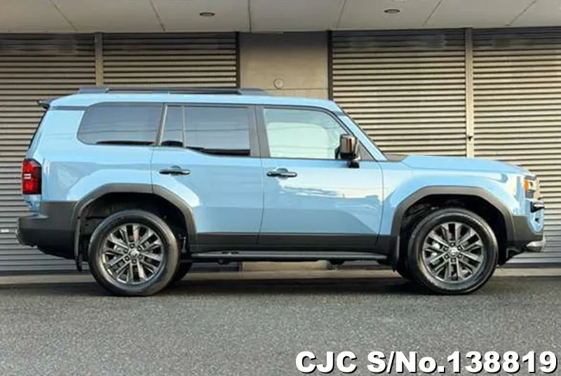 Toyota Land Cruiser 250 in Blue for Sale Image 6