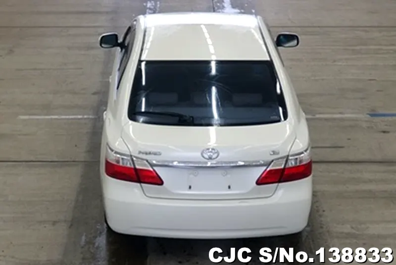 Toyota Premio in White for Sale Image 2