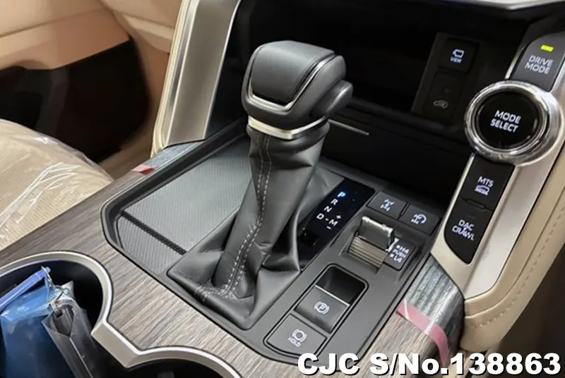Toyota Land Cruiser in Gray for Sale Image 12