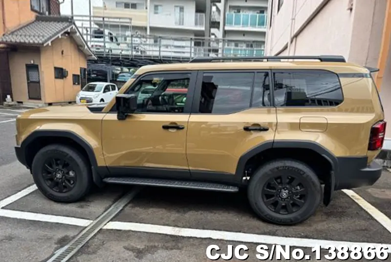Toyota Land Cruiser 250 in Brown for Sale Image 6
