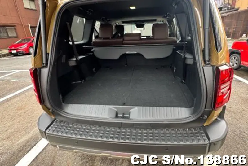 Toyota Land Cruiser 250 in Brown for Sale Image 7