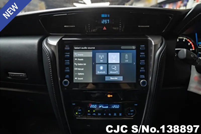 Toyota Fortuner in Black for Sale Image 15