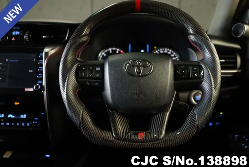 Toyota Fortuner in Silver for Sale Image 9