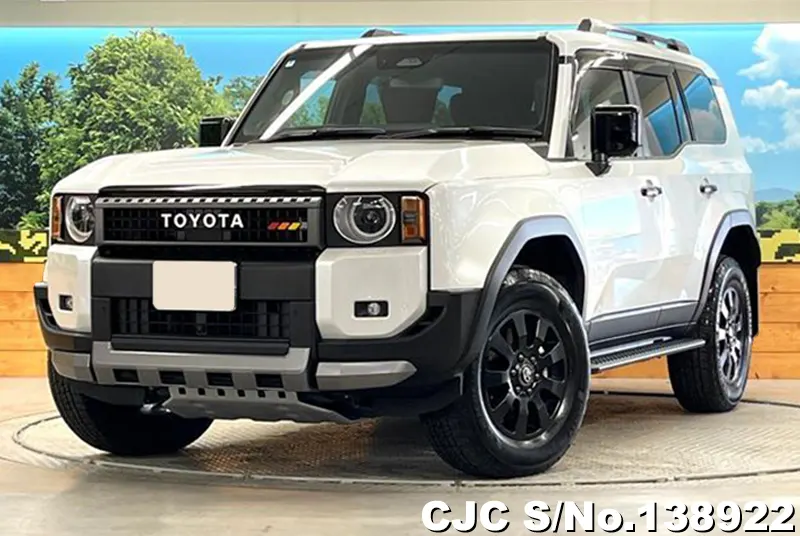 Toyota Land Cruiser 250 in Pearl for Sale Image 3