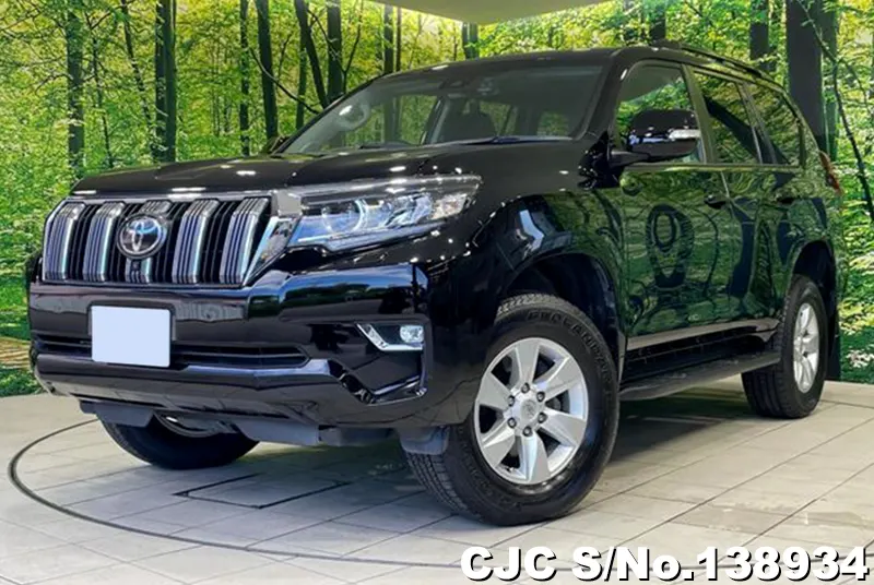 Toyota Land Cruiser Prado in Black for Sale Image 3