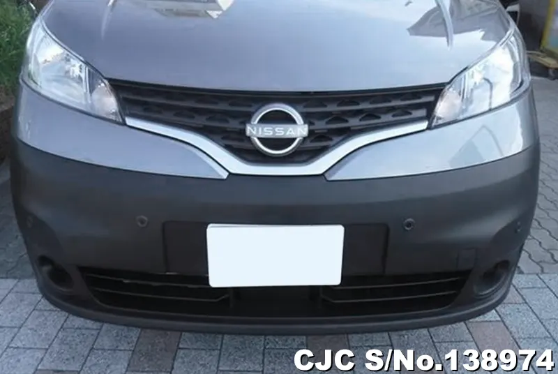 Nissan NV200 in Gray for Sale Image 11