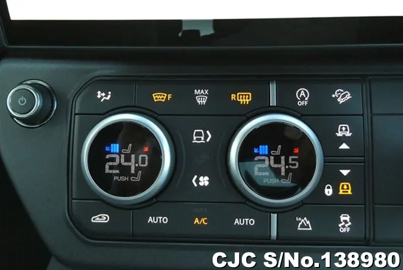 Land Rover Defender in Black for Sale Image 20