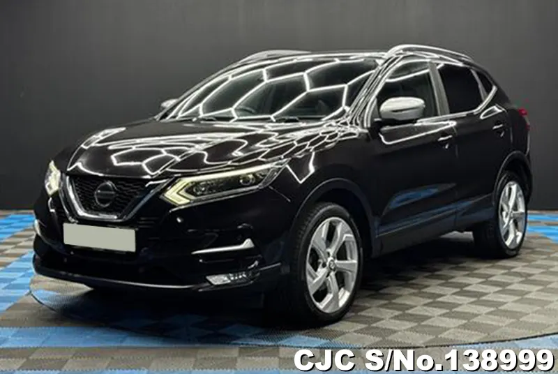 Nissan Qashqai in Black for Sale Image 3