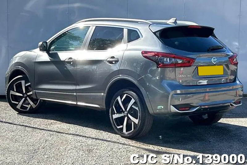 Nissan Qashqai in Gray for Sale Image 1