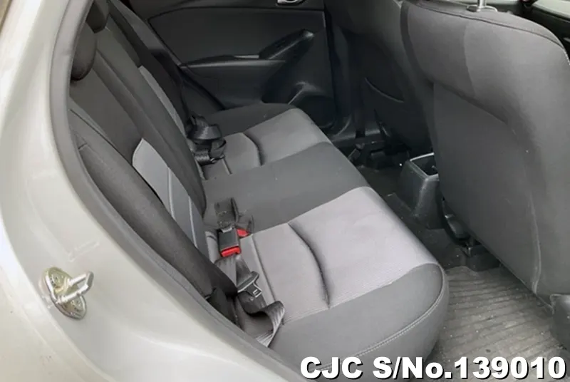 Mazda CX-3 in White for Sale Image 5