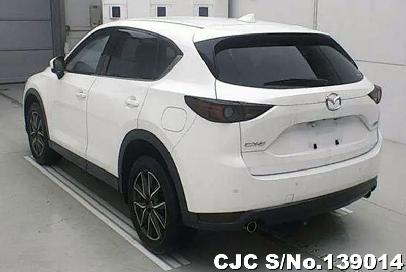 Mazda CX-5 in White for Sale Image 1