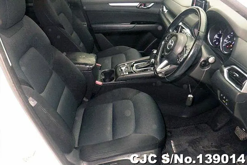 Mazda CX-5 in White for Sale Image 4