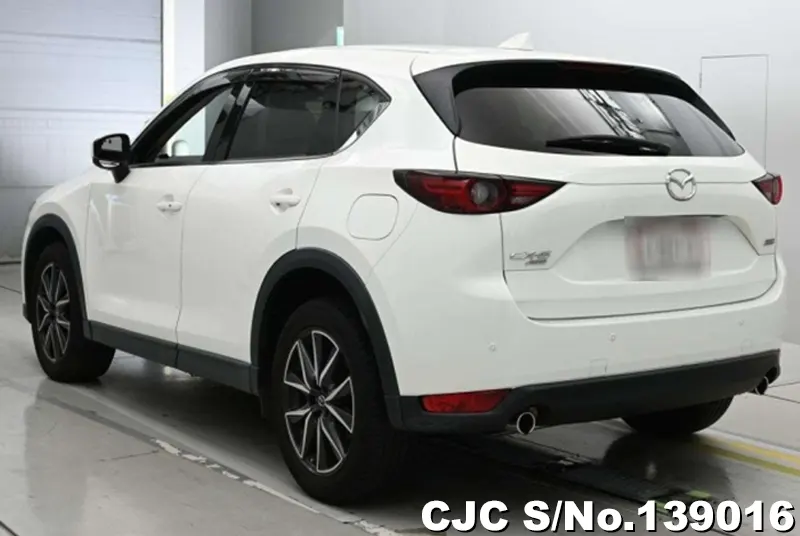 Mazda CX-5 in White Pearl for Sale Image 1