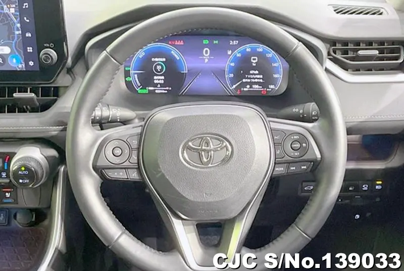 Toyota Rav4 in White for Sale Image 9
