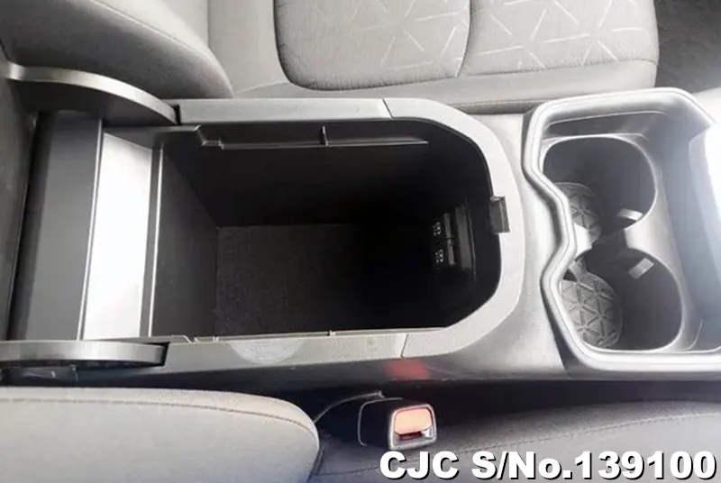 Toyota Rav4 in Black for Sale Image 22