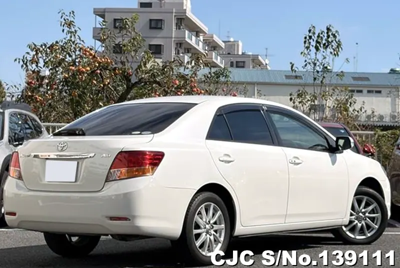 Toyota Allion in White for Sale Image 2