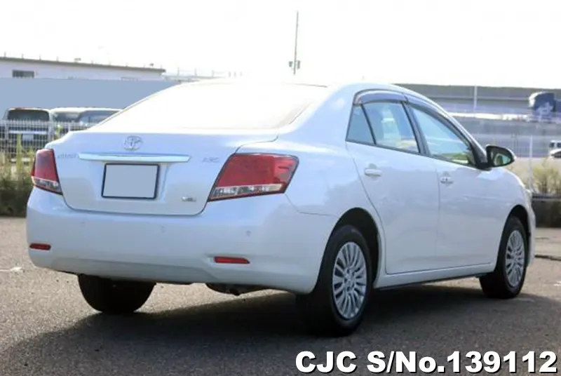 Toyota Allion in White for Sale Image 2