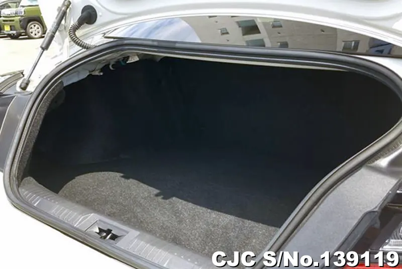 Subaru BRZ in White for Sale Image 3