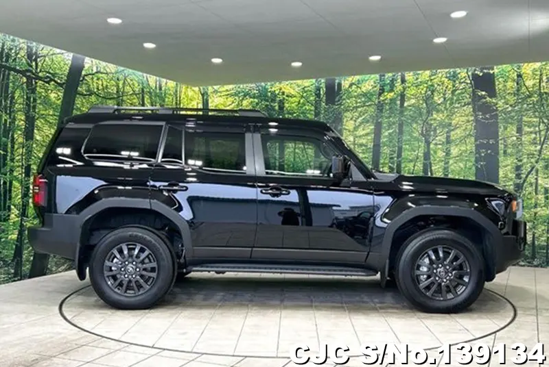 Toyota Land Cruiser 250 in Black for Sale Image 6