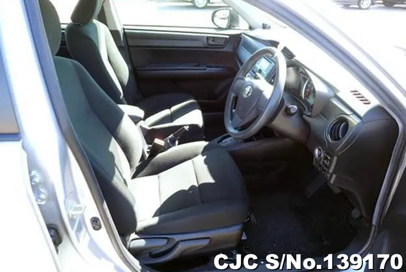 Toyota Corolla Axio in Silver for Sale Image 3