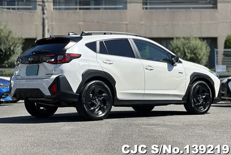 Subaru Crosstrek in White for Sale Image 2