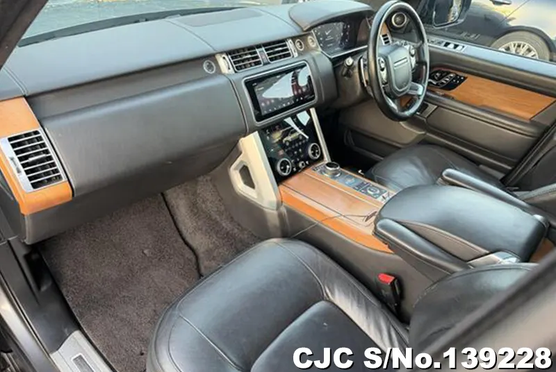 Land Rover Range Rover in Gray for Sale Image 10