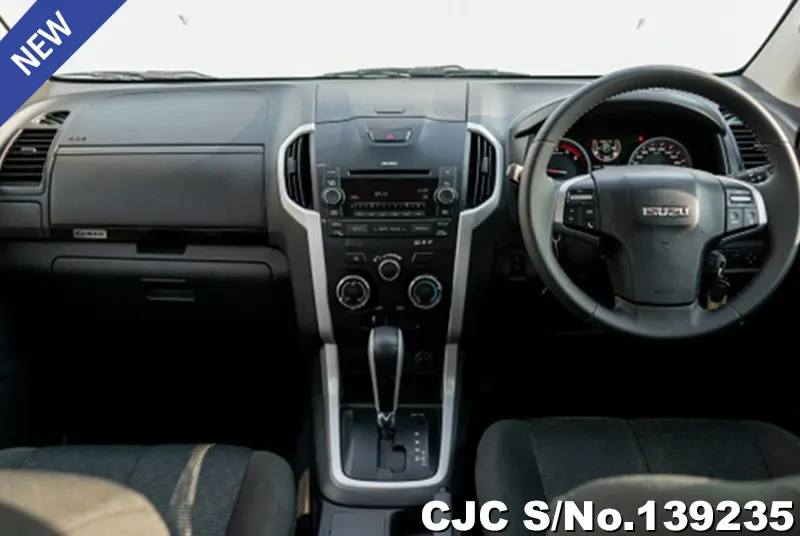 Isuzu D-Max in Silver for Sale Image 5