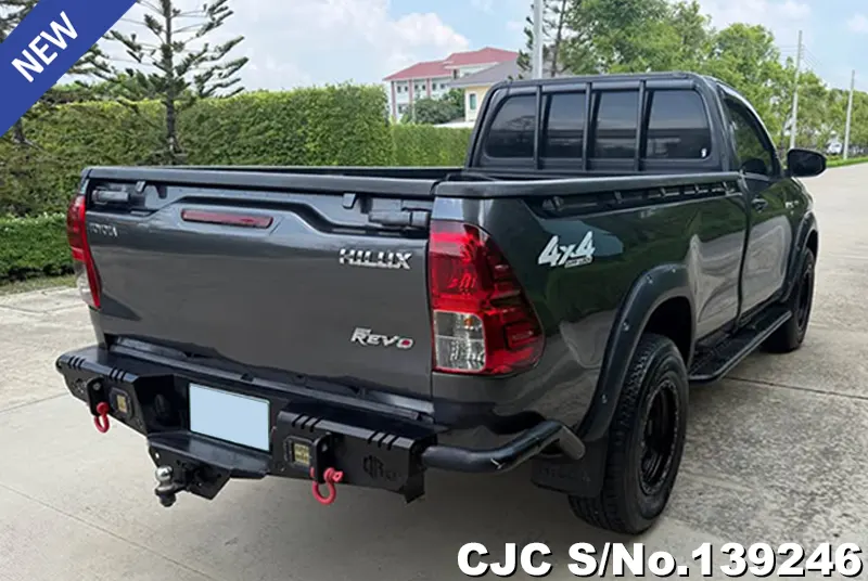 Toyota Hilux in Gray for Sale Image 2