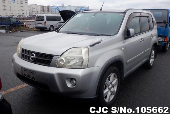 Nissan X-Trail in Silver for Sale Image 3