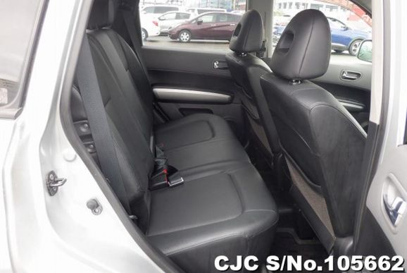 Nissan X-Trail in Silver for Sale Image 6