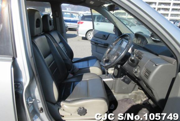 Nissan X-Trail in Silver for Sale Image 10