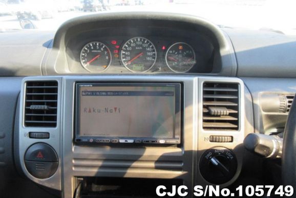 Nissan X-Trail in Silver for Sale Image 15